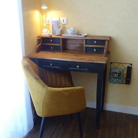Hotell La Croix D'or Logis 3*